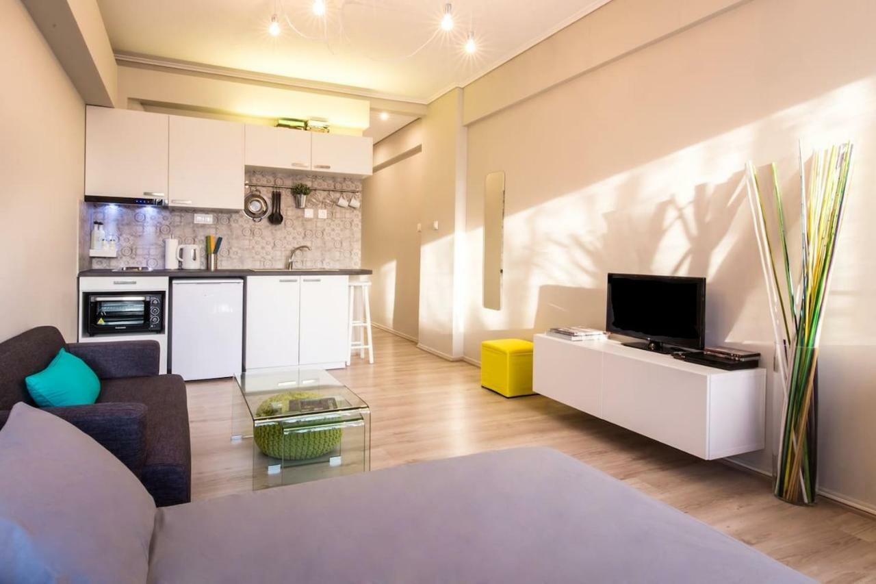 Treat Yourself W. This Central City-Break Studio! Афіни Екстер'єр фото